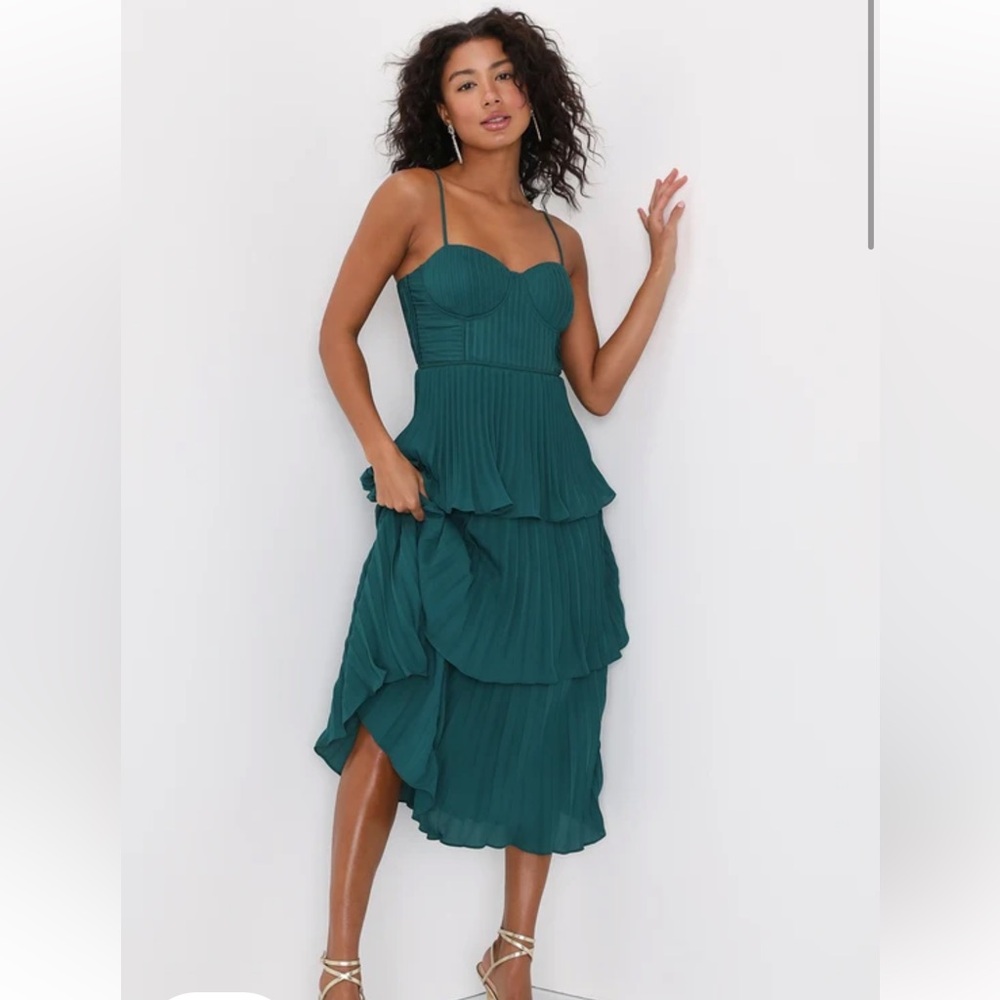 LuLu’s Cascading Crush Emerald Tiered Bustier Midi Dress